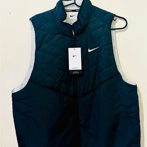 Men Nike Quilted Black Vest, Full zip, XL, Therma Fit, New w Tags